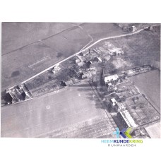 Luchtfoto`s gemeente Herwen en Aerdt 1954 HERWEN (3) Coll. gemeente Rijnwaarden F00000578